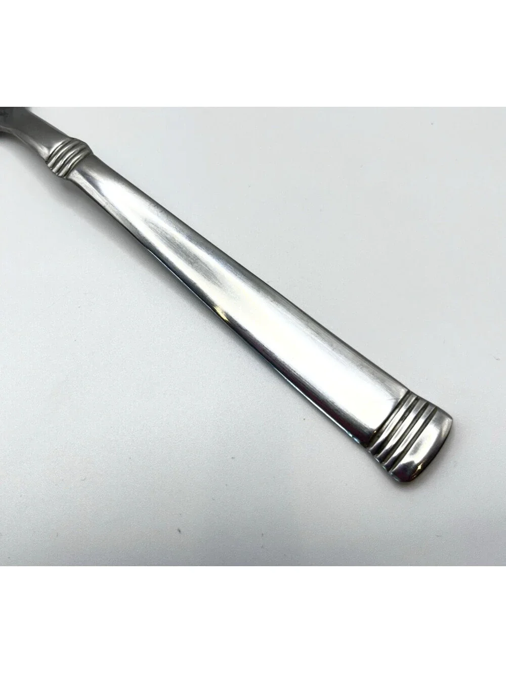Pfaltzgraff Linear 18/0 Stainless Flatware Silverware 2 pcs Teaspoons 3045.3